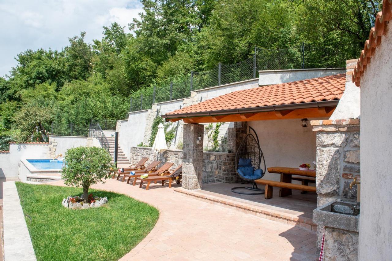 Kuca Za Odmor Villa Jurdani Exterior foto